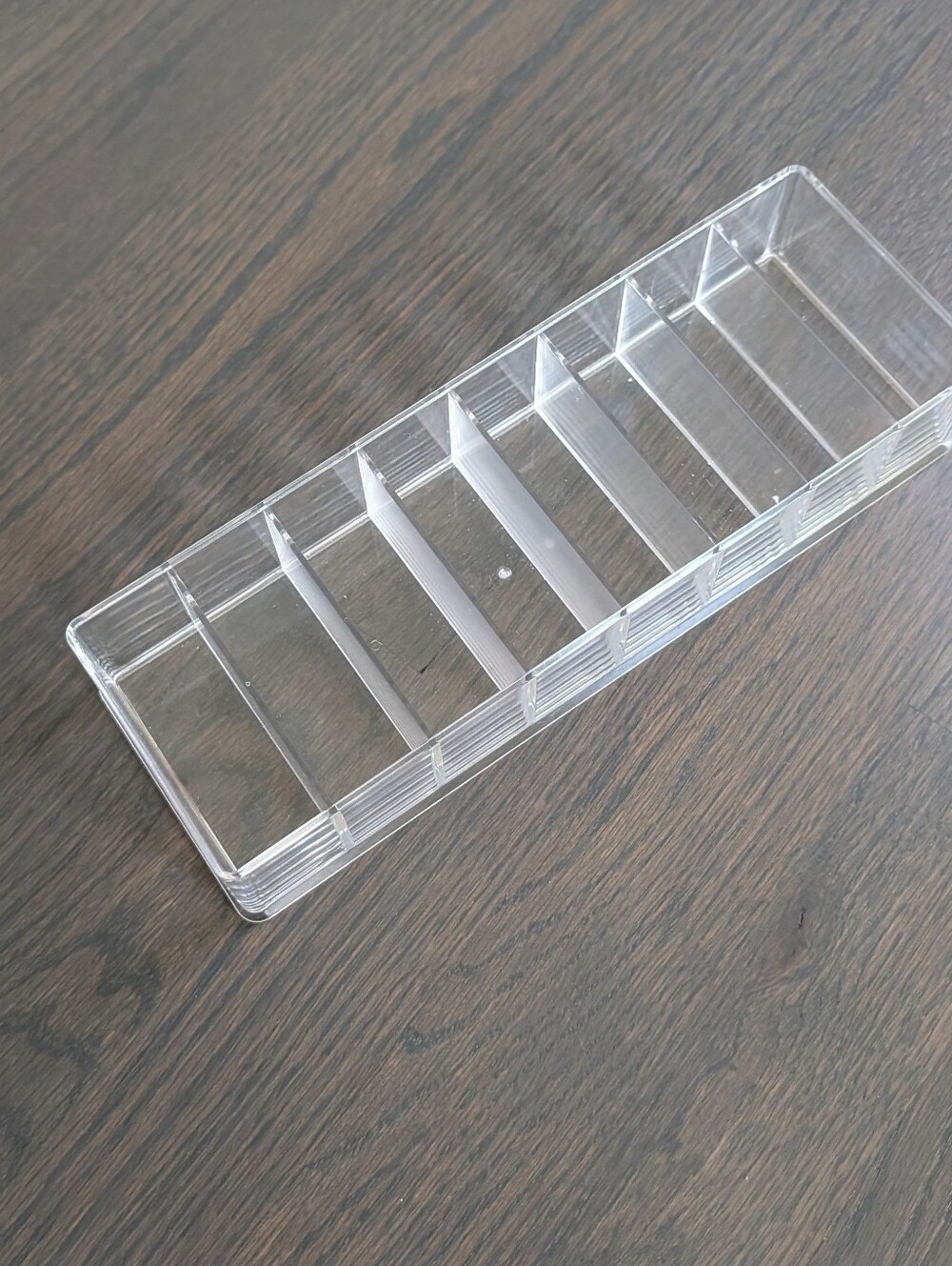 Clear Acrylic 8-Slot Compacts & Makeup Organizer Tray - Picture 2 of 7